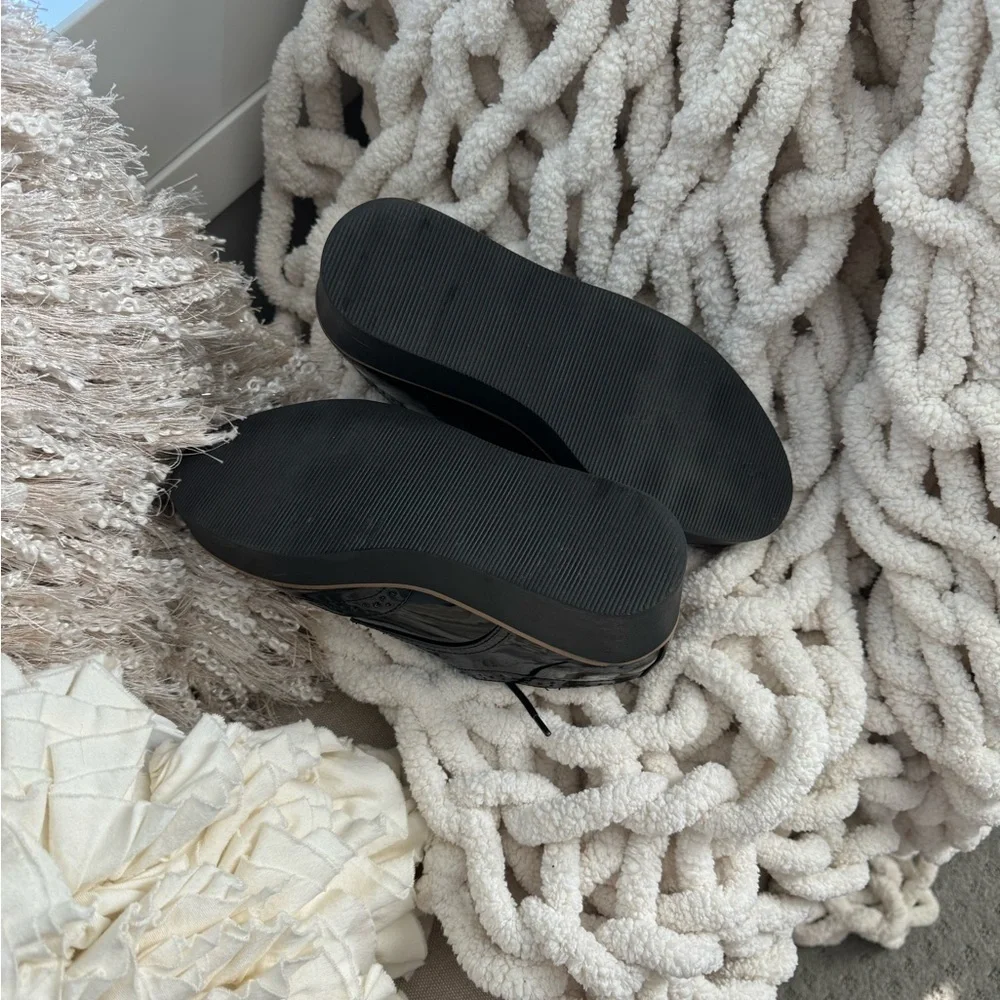 Madden Girl Oxford shoes